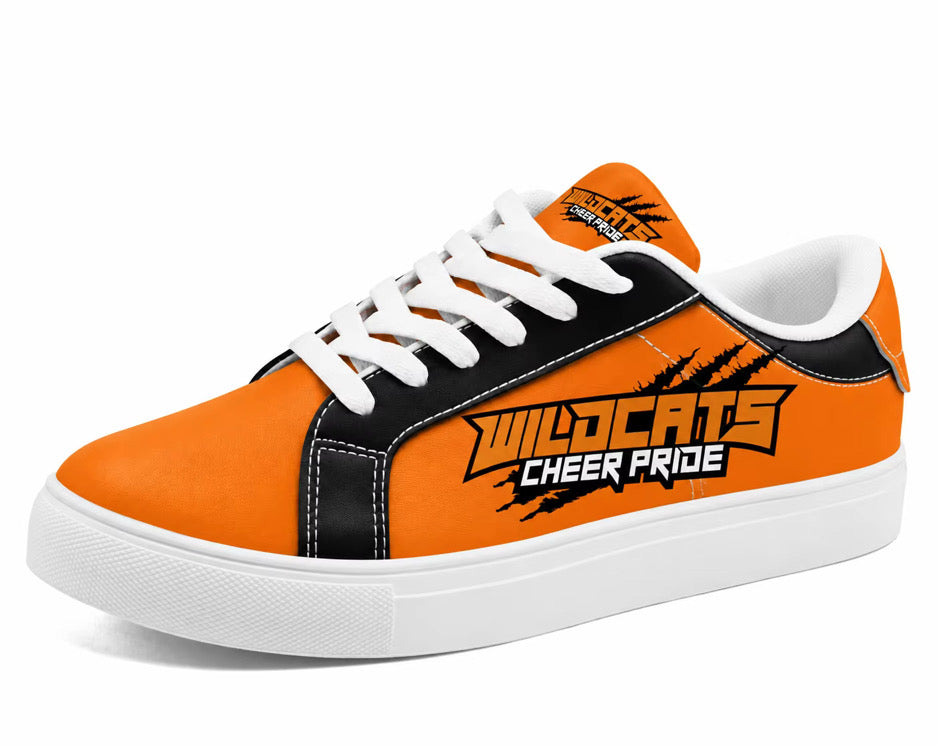 Custom logo Low top sneaks